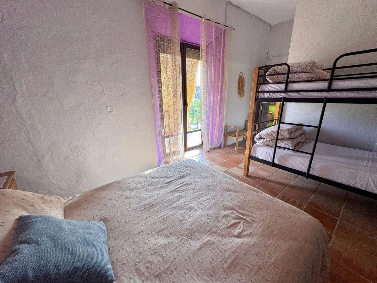 40e97d45-a57d-45ad-be9c-394e423f0c15