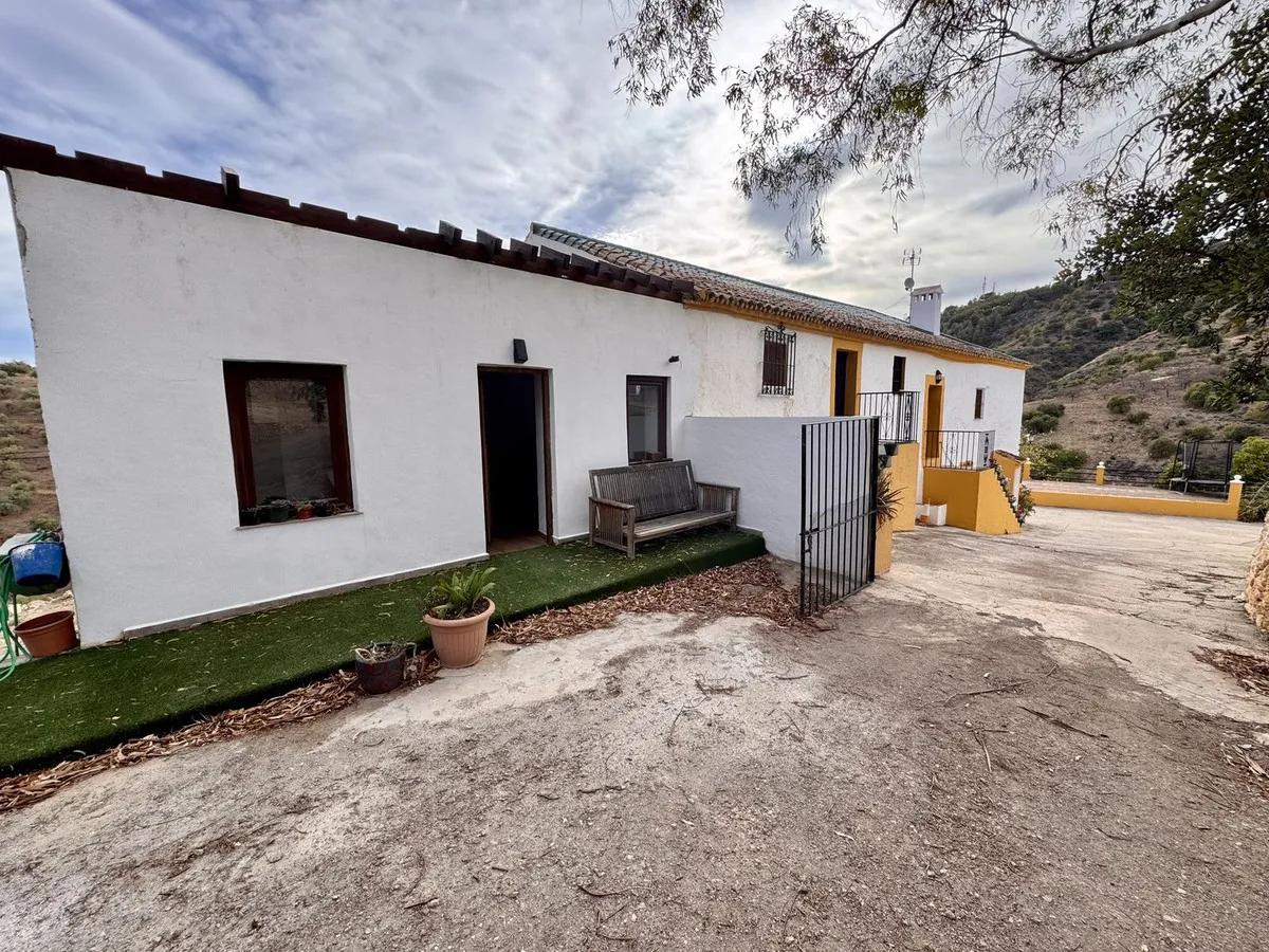 4ee8225f-25de-4fa7-a5d9-64e3be880552