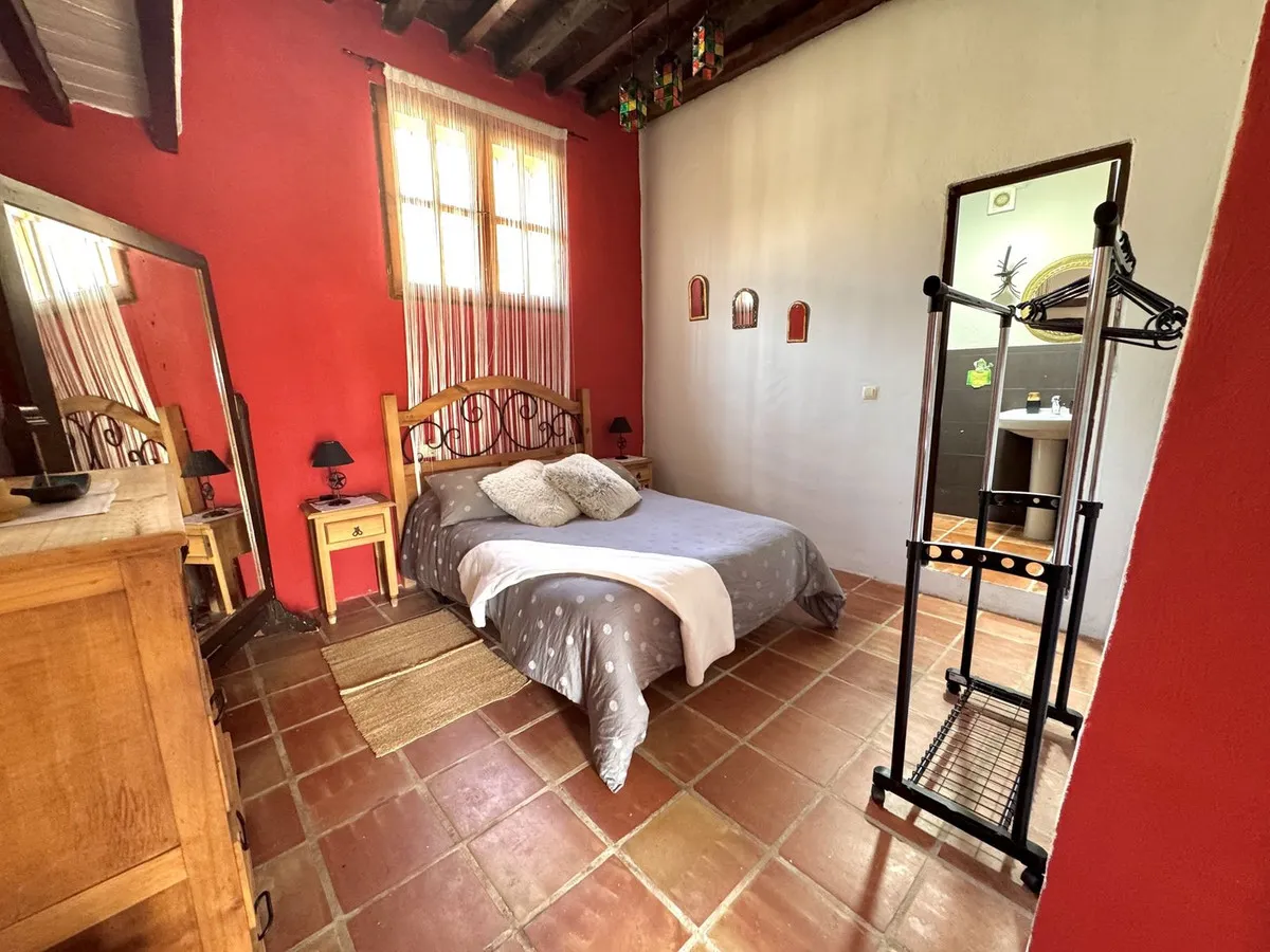 cf8546c7-e444-413c-8b3b-393cf159fe63