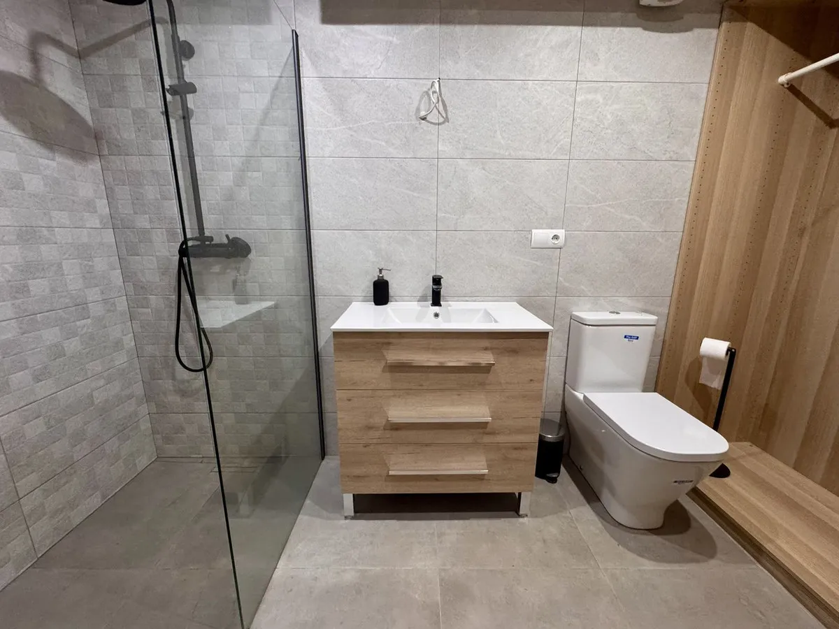 d02fc461-c3fb-4a37-bce0-3225a085b7fd