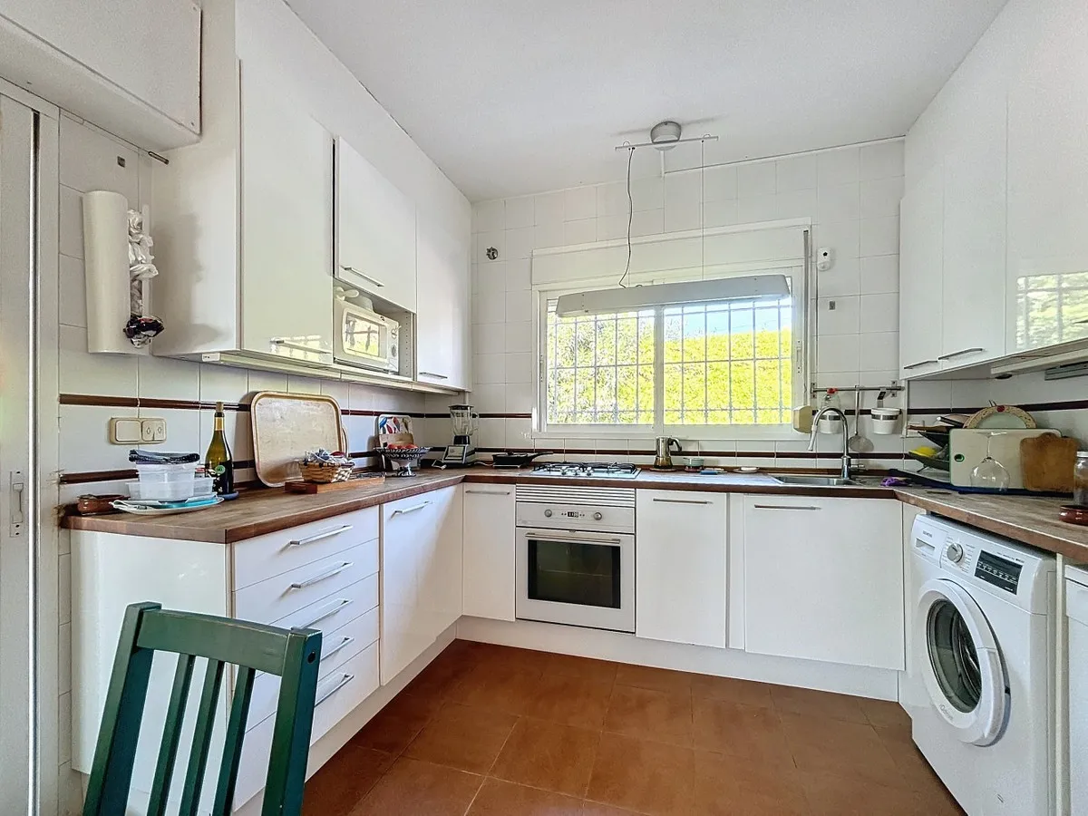 9ddde55c-2a00-40a3-af47-26396984a5ba