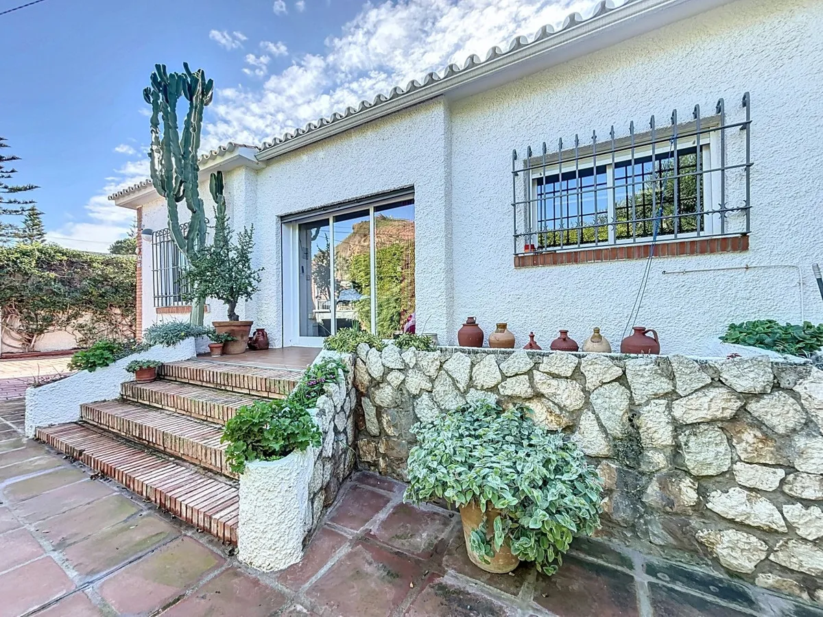 e1628cad-30b9-4b66-a5fb-79cb8adaeffa