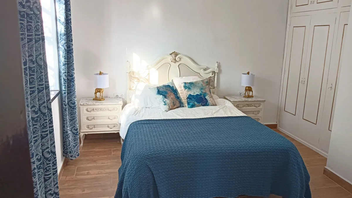 0b1d3735-9fb0-4a1f-aea8-ee1a1b73962d