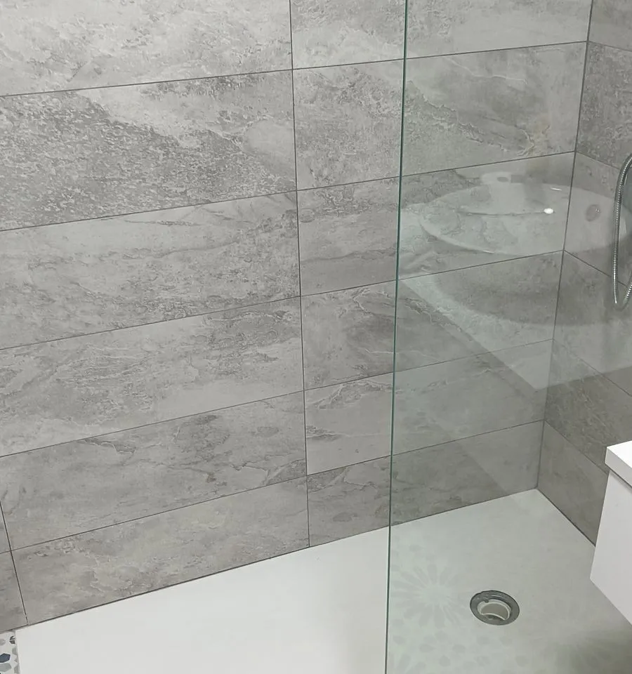 a7d979d9-2120-43d1-aaa5-28a110ebf099