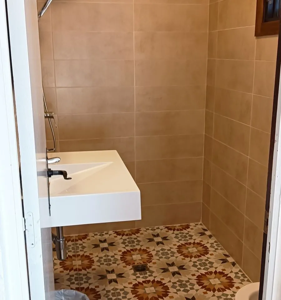 e1783f6a-6fa2-49dd-8b00-f0ce29f93bac