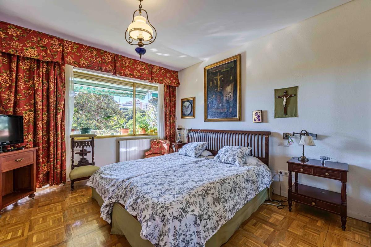 29e13020-38e8-4a9e-adda-1ae4aed91f31