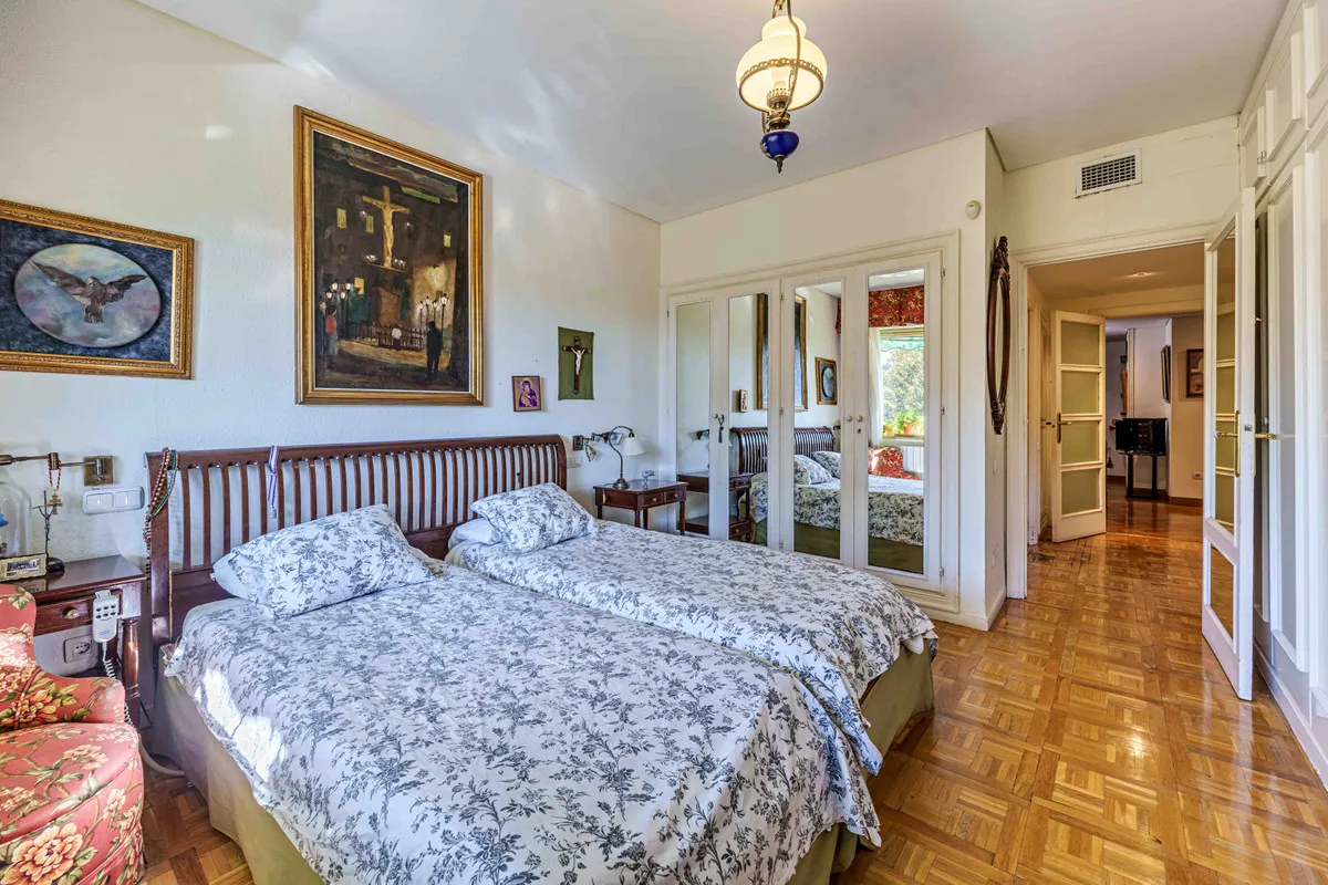 5c79ea8d-ce5a-4d20-8cc1-37e021d8d81a