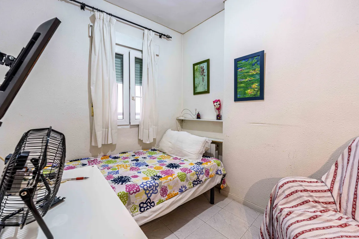 f3fcac56-4bbd-41f2-a814-0f32b274e4d7