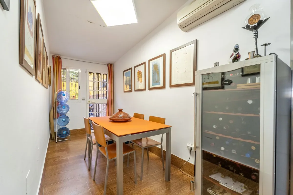 bc7ad985-1eee-4d29-9451-b3e3c8303931