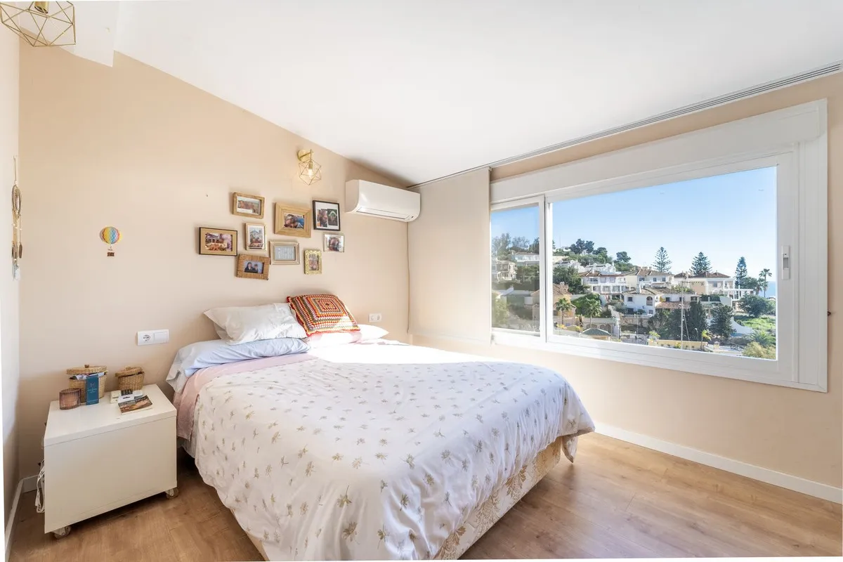 d2538e2f-97b2-4748-879e-2f9f65a7cf0b