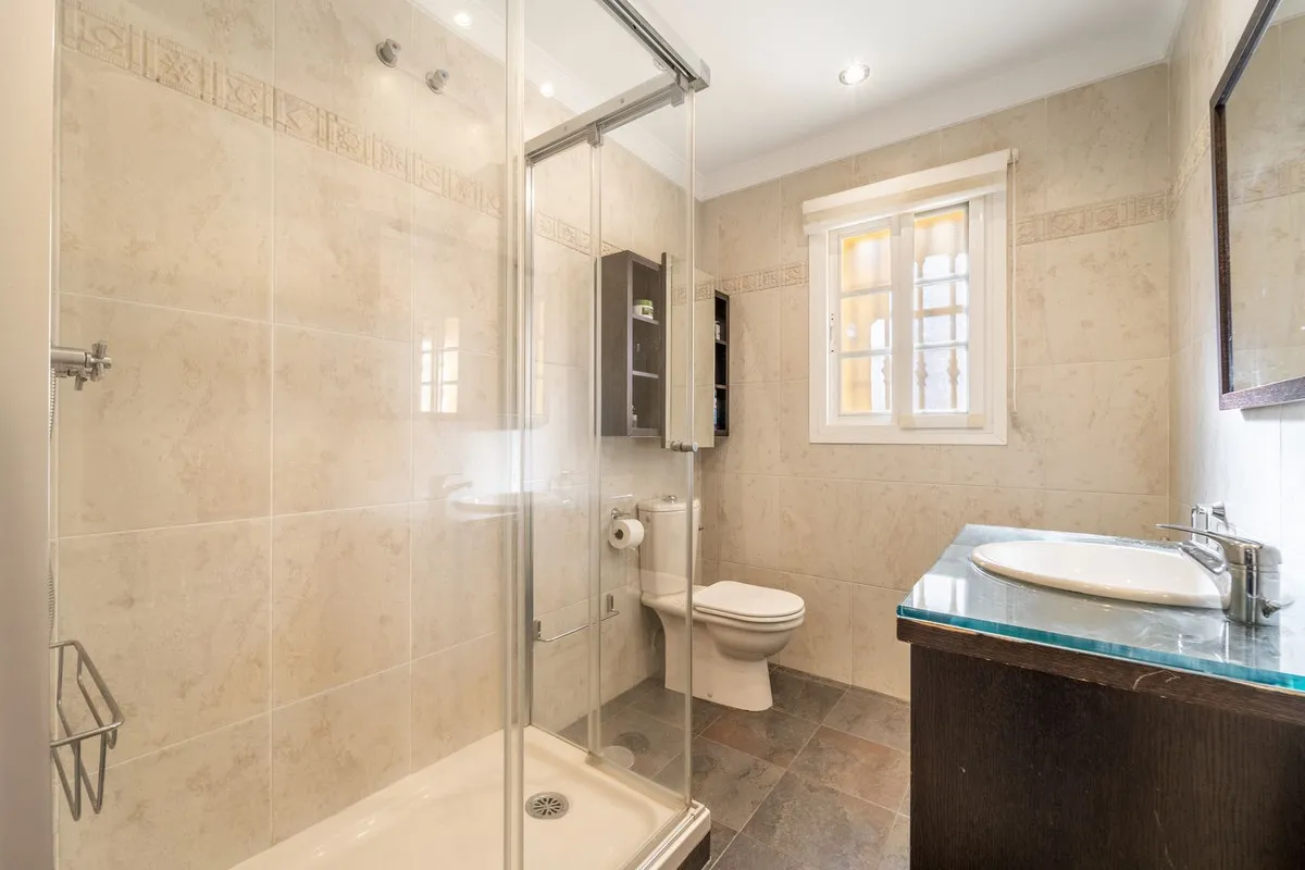 dcfc3501-f7b9-4893-a86c-6999126ad185