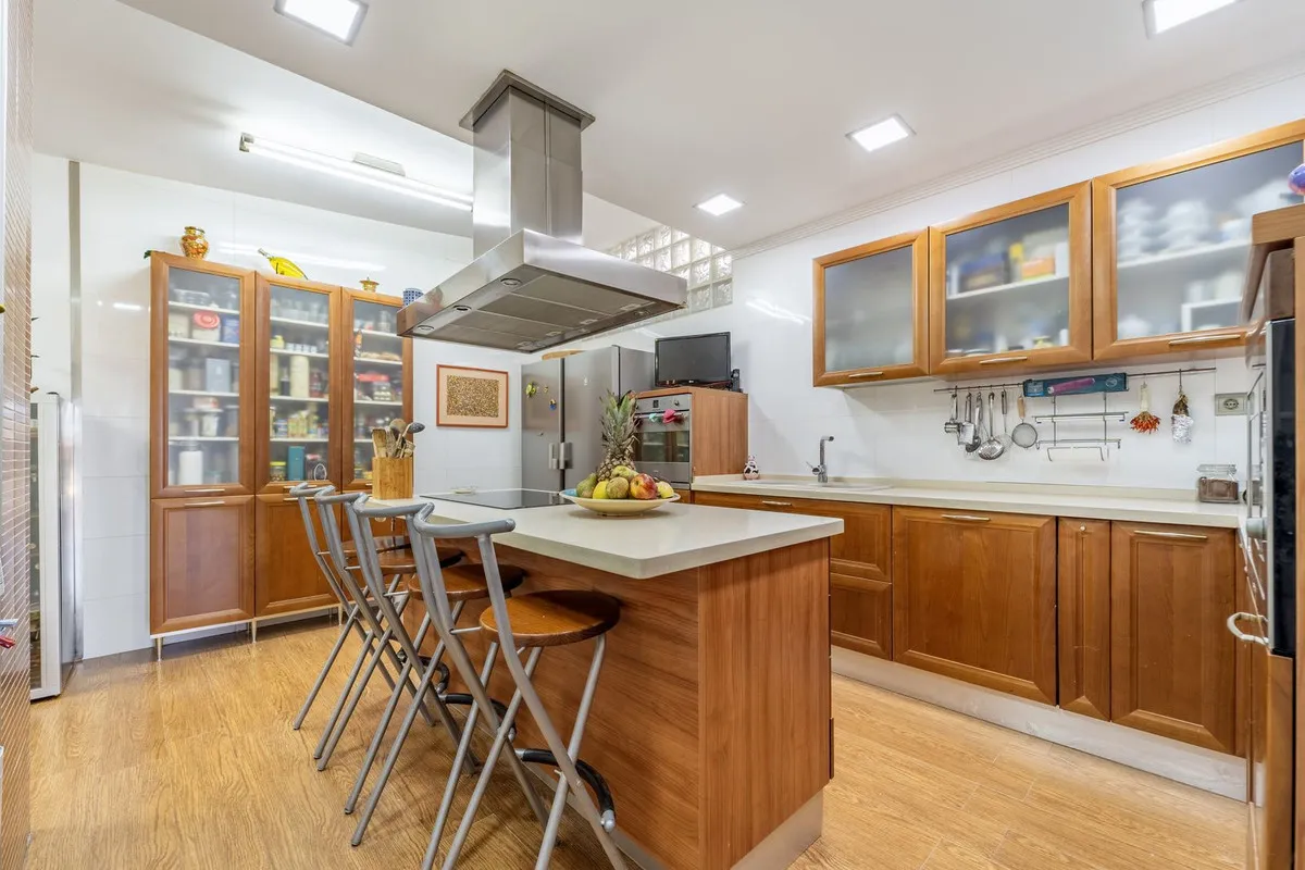 f4500174-32d7-4da9-abd2-19af464173b6