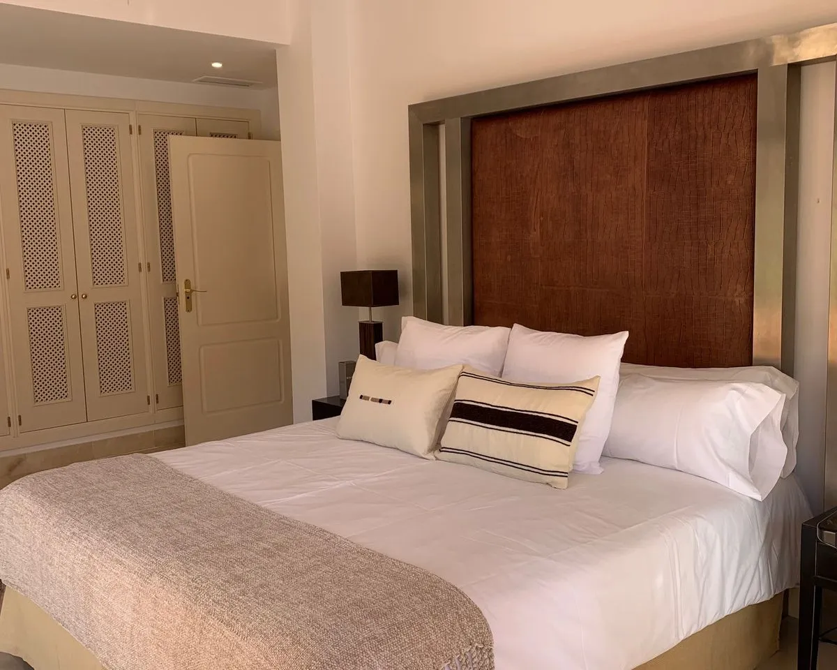 52d905e8-8237-4251-b76e-b10909474d0f