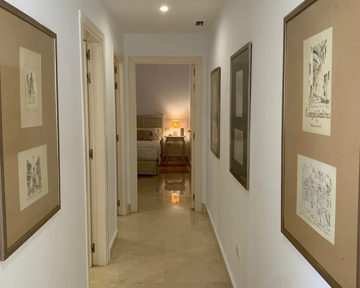 fc726f63-d174-4417-a570-becf1cf2605d