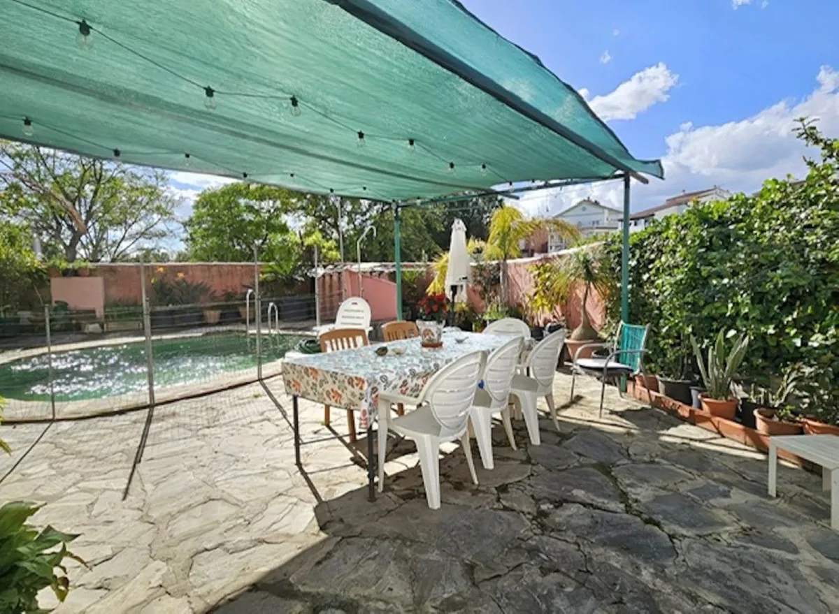 f9936130-675b-4948-98dc-f68066336fd1