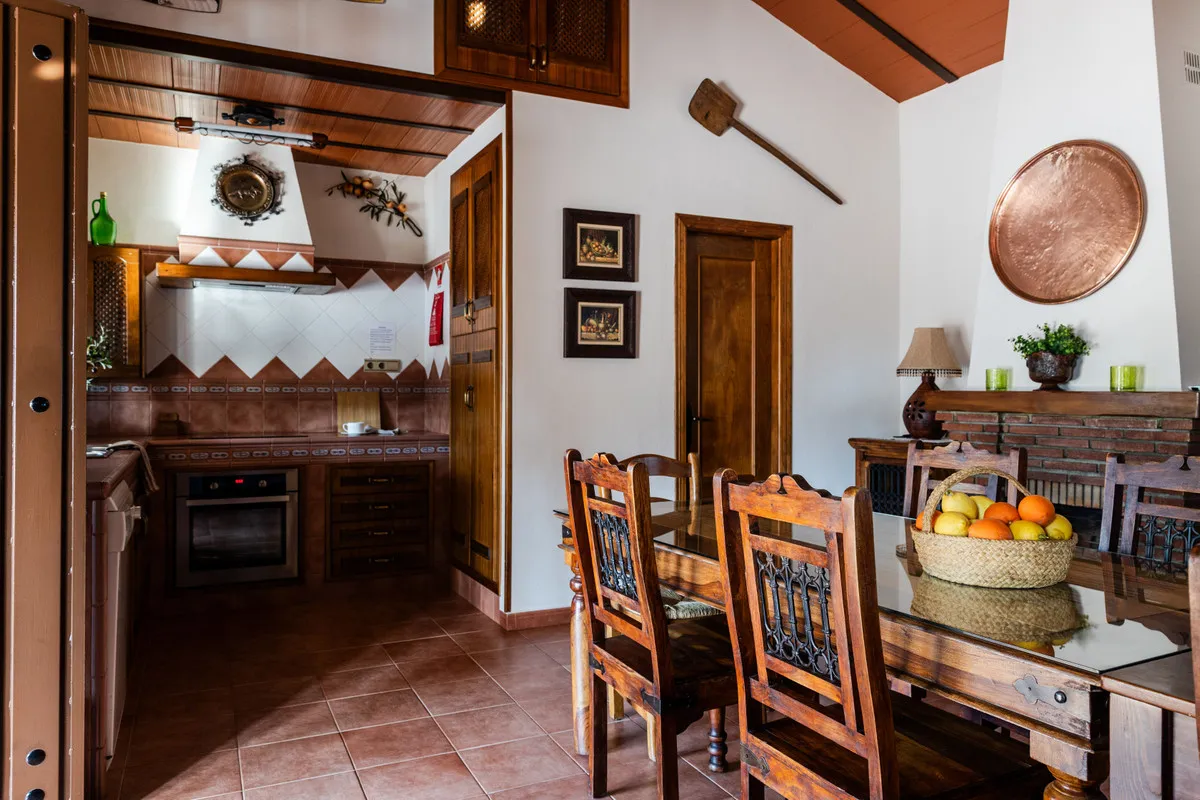 19687197-7bf8-4658-85f0-bc0c27d32cd1