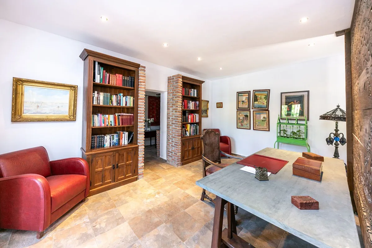 0c365b4d-036c-4eca-8fa2-46c989cc7409