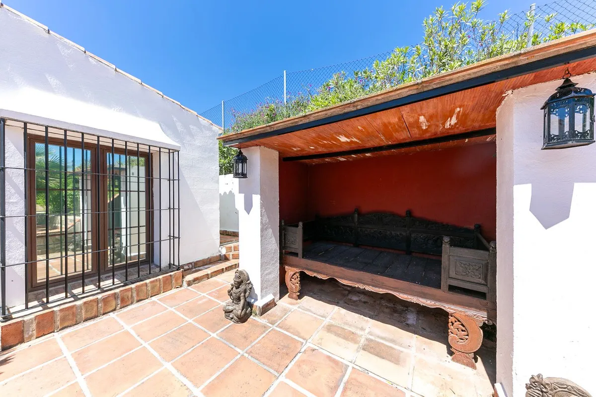 28df5c3e-7c0e-4497-91c3-9e60ac0a318a