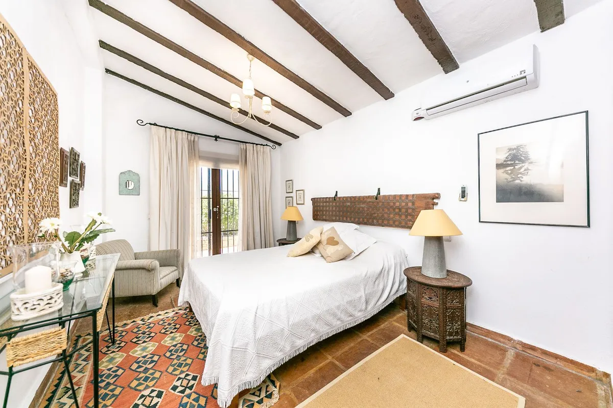 4374f3c3-d5e1-4f3c-904d-6a7e213fd2c3