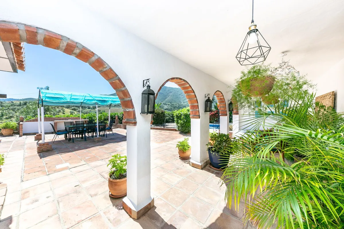 4b141a20-b780-4d10-addb-0d7a6e07d71f