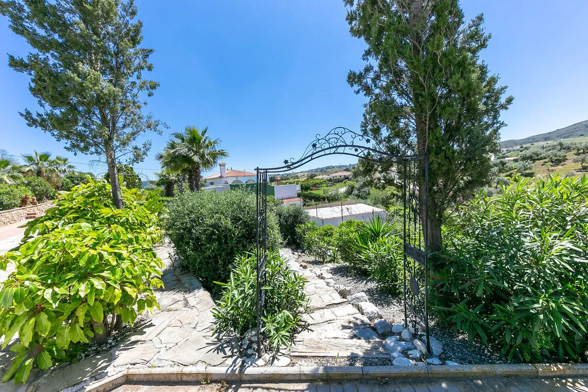 6aa3aedf-37eb-4d9f-b337-f387eca722b6