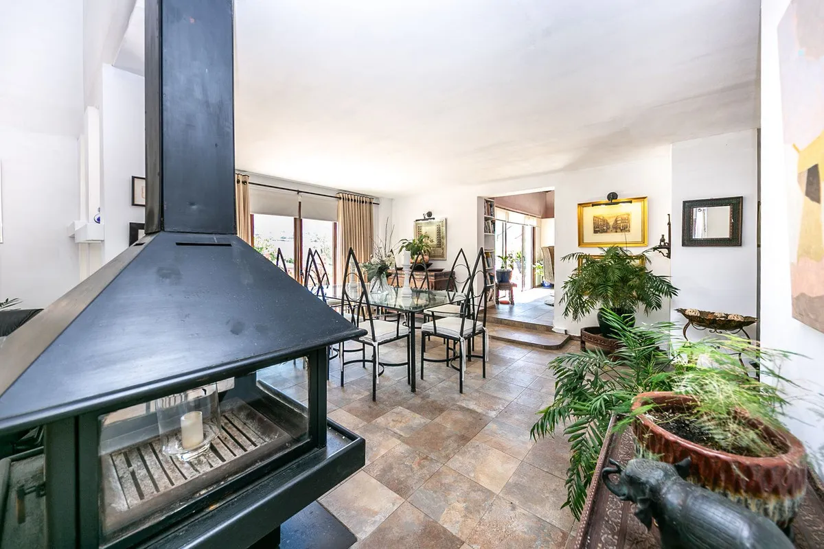 93b7b0fc-97a5-441f-8999-4b38b5114839