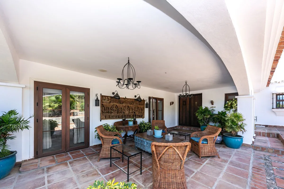 cc90470d-34cd-4eb2-a73b-a2a03cb01ed9