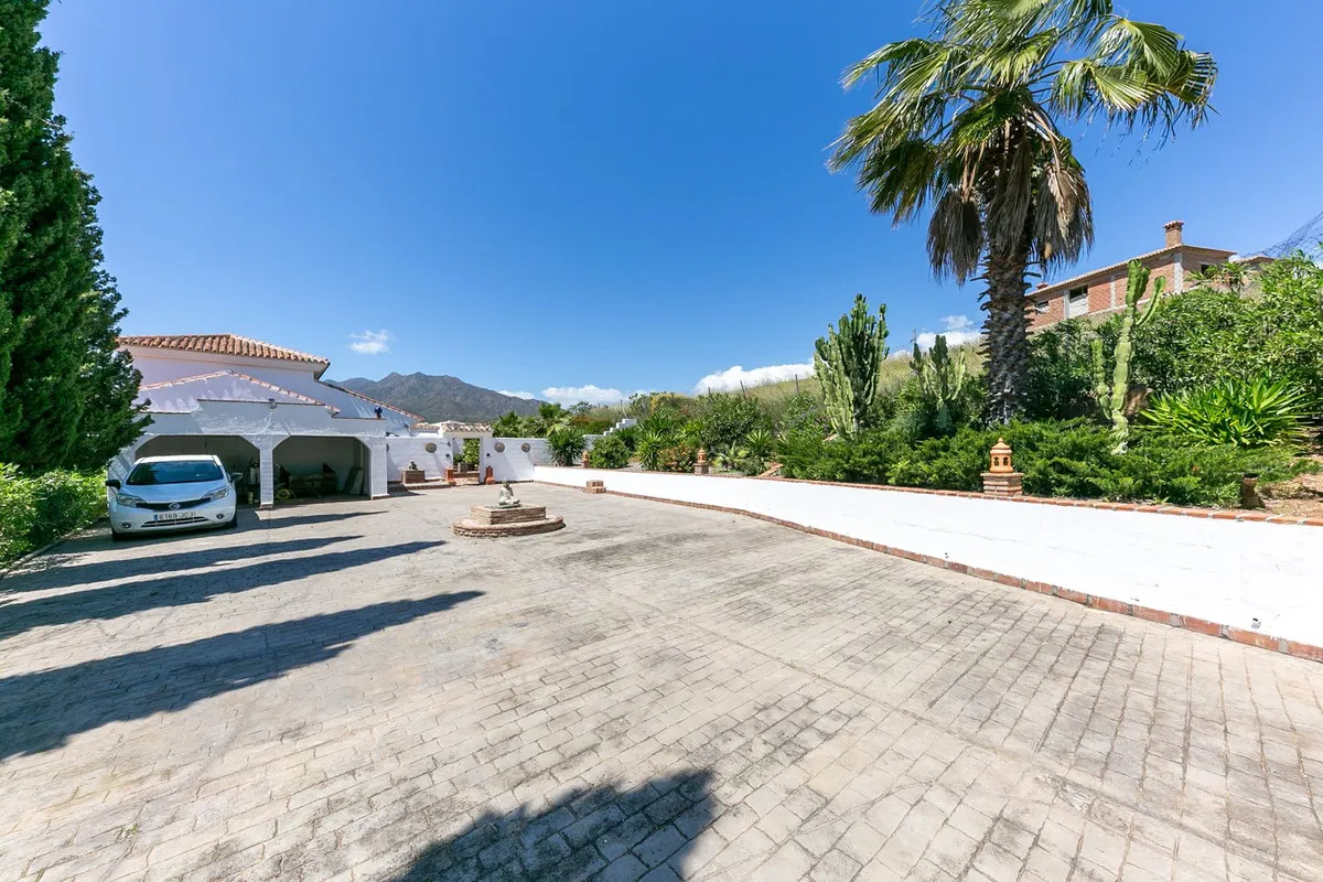 feb186e9-a377-46cd-a52e-18bb0ef939b3