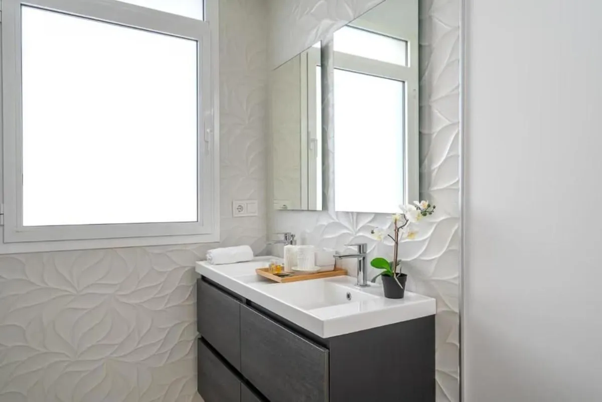 1506edfb-aac5-4175-9a99-044e3546e3e1