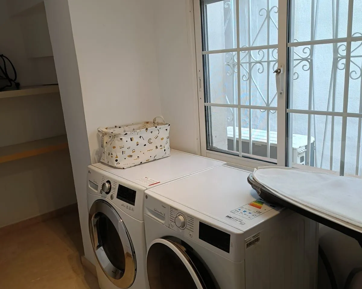 2e3434a5-c66d-440f-bbdc-e85a817c3bac