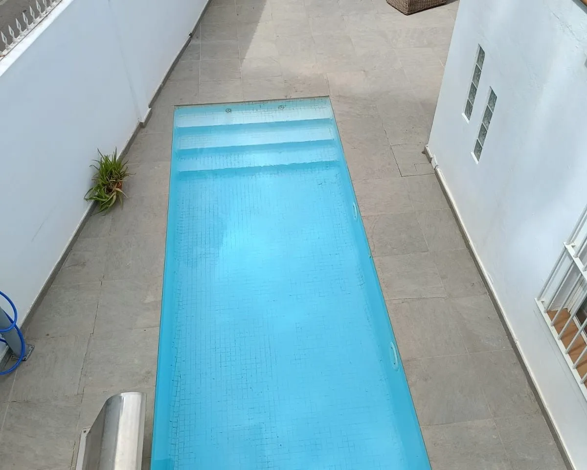 aeaa11f1-929b-4c41-bc0e-3608e1ef9b15