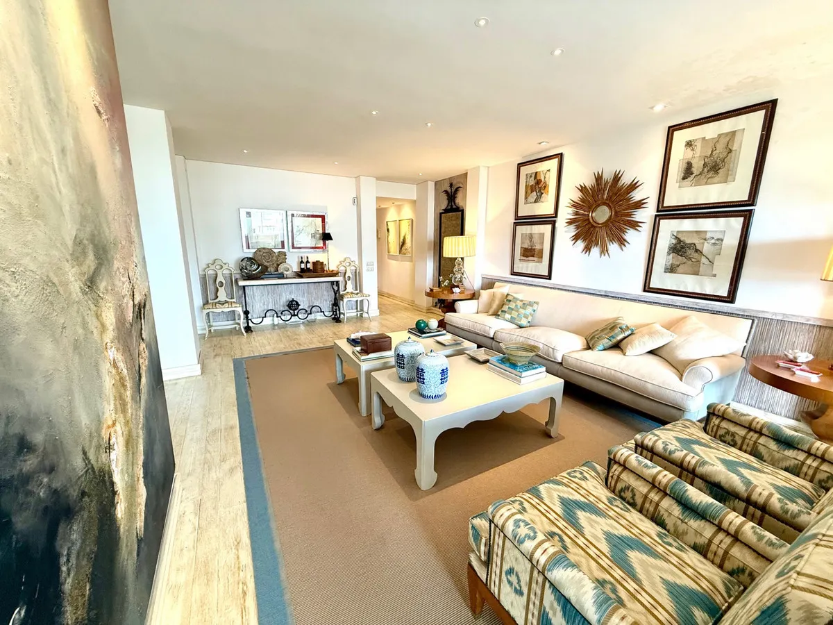 1ad4c1b2-612c-474f-9c21-2b11671c3606