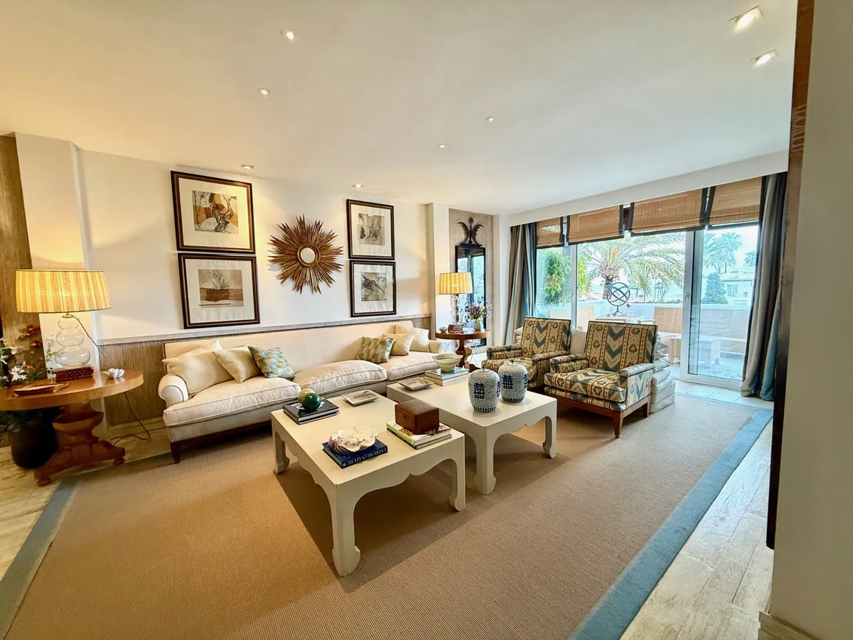 1c7c5655-b64d-4a08-ab74-379013466839