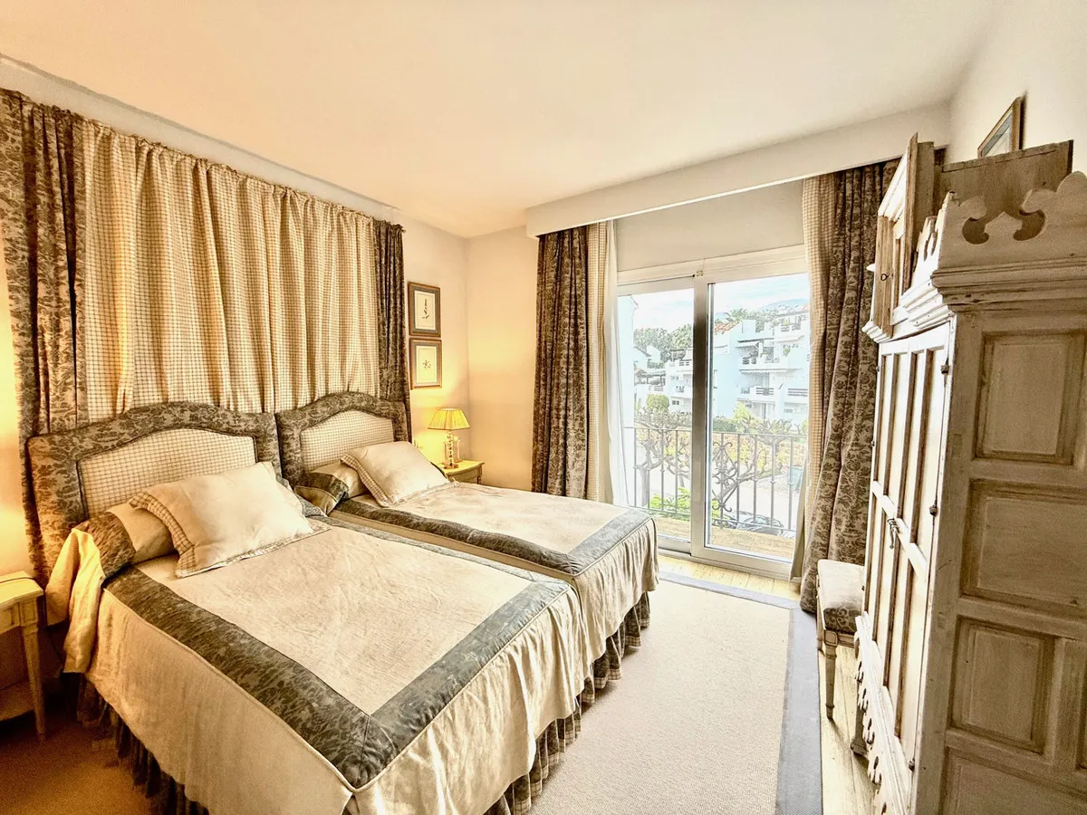 375ceeac-f89a-4244-af55-8a40ffb03a06