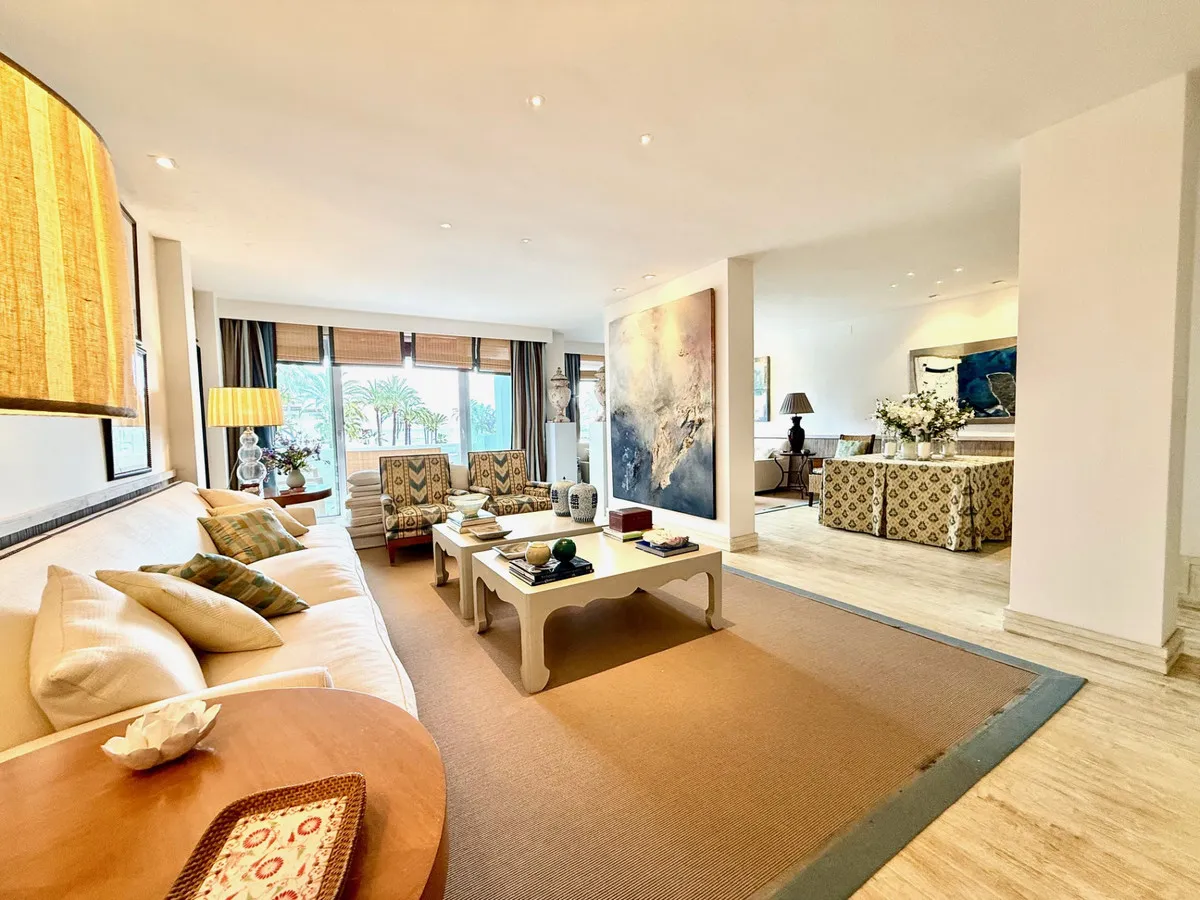 5fdb06a5-8bd3-430b-8a12-58db688c606d