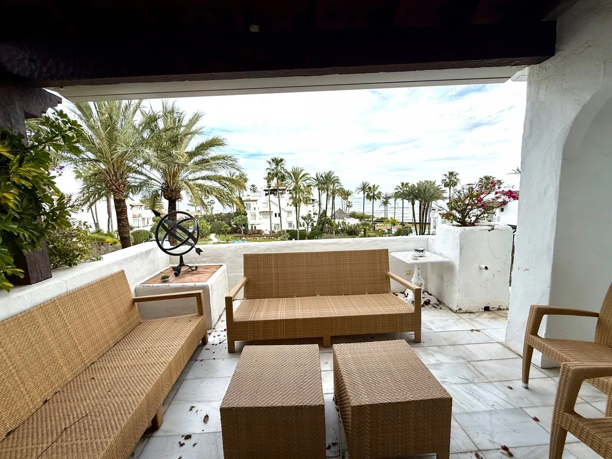 9035f800-e616-4d7b-87c1-01bda5c41ab7