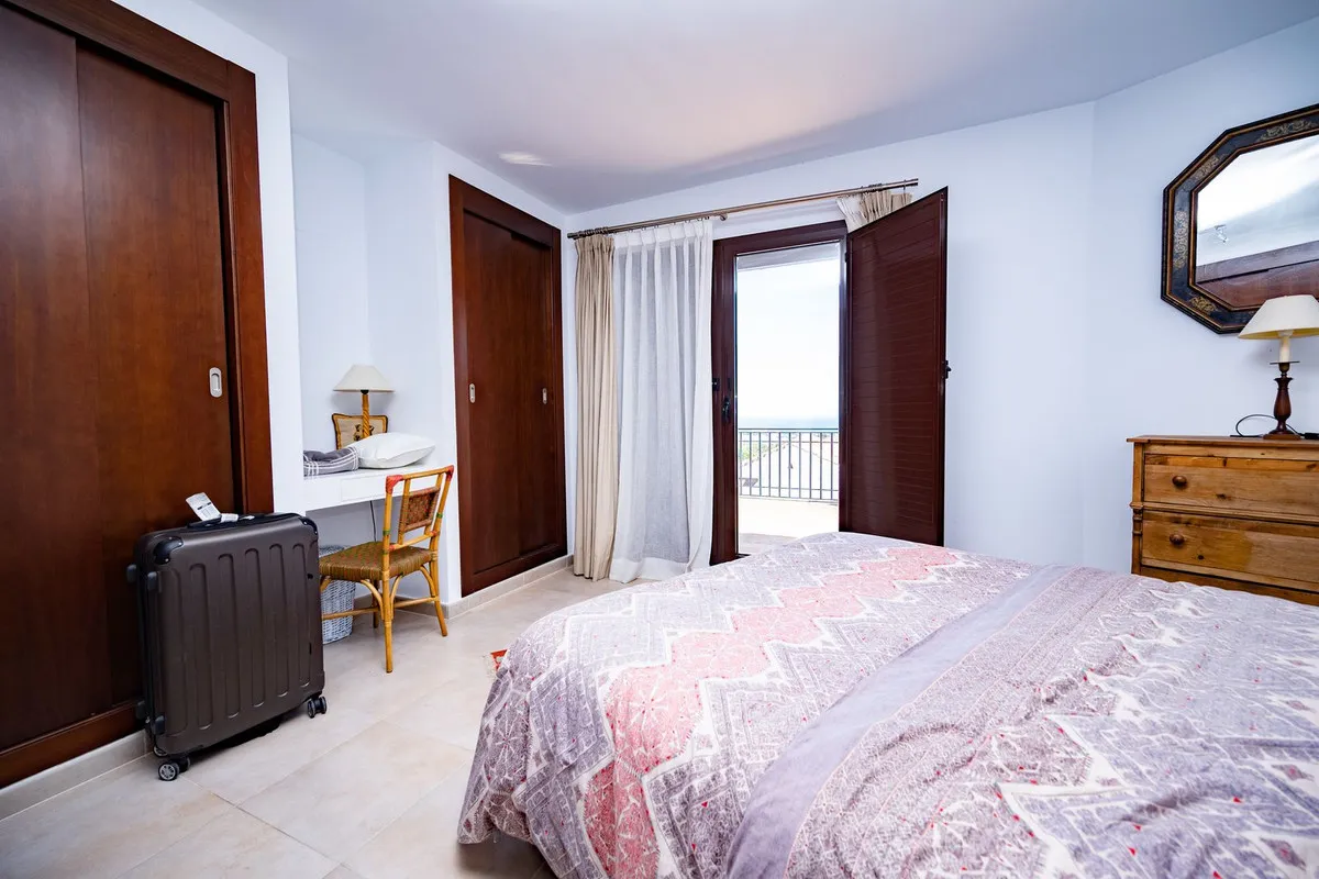 1cb7f2f3-a182-4251-8b90-27797ce102eb