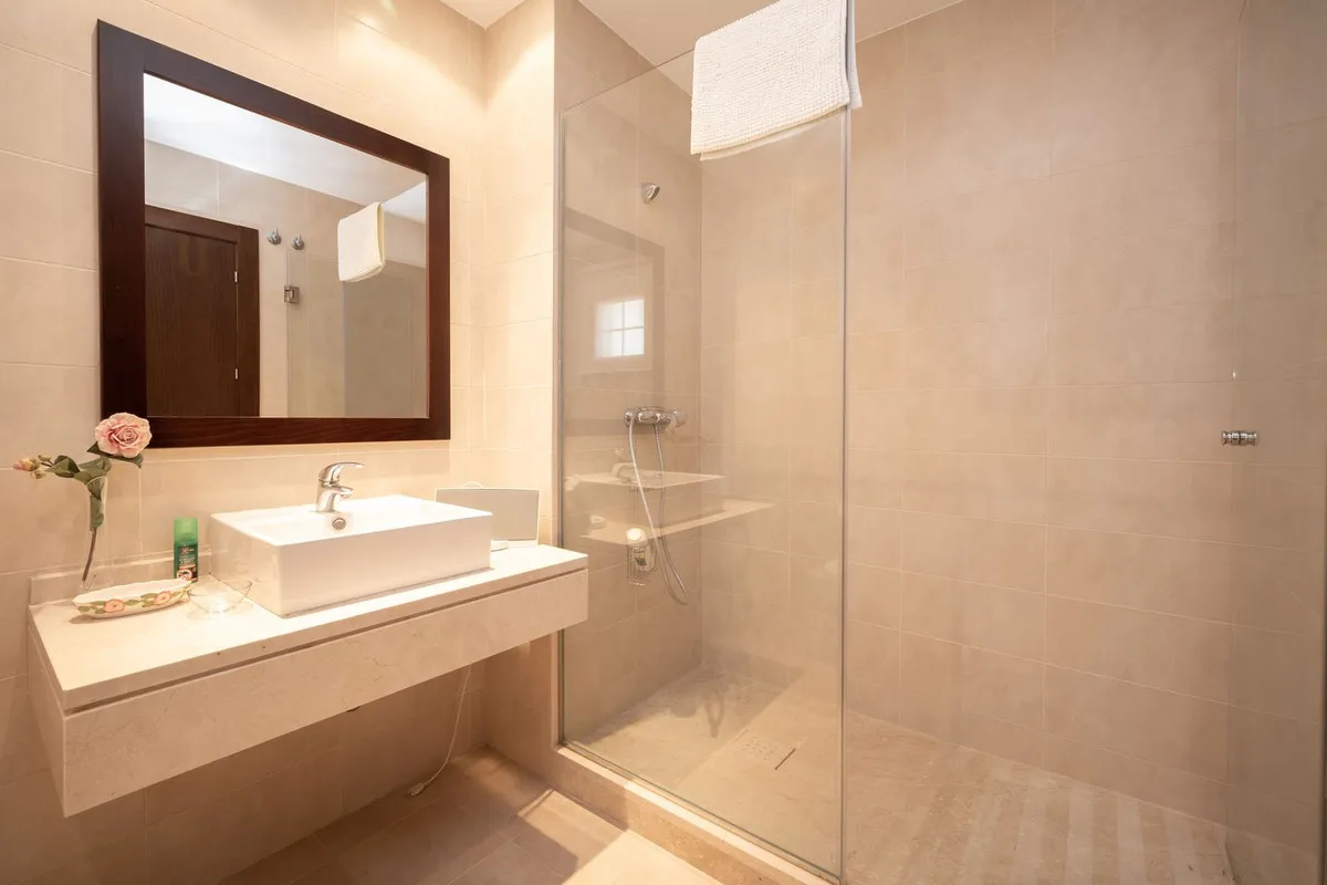 37f720ba-0c10-4d9e-9f7d-7e0883ee633e