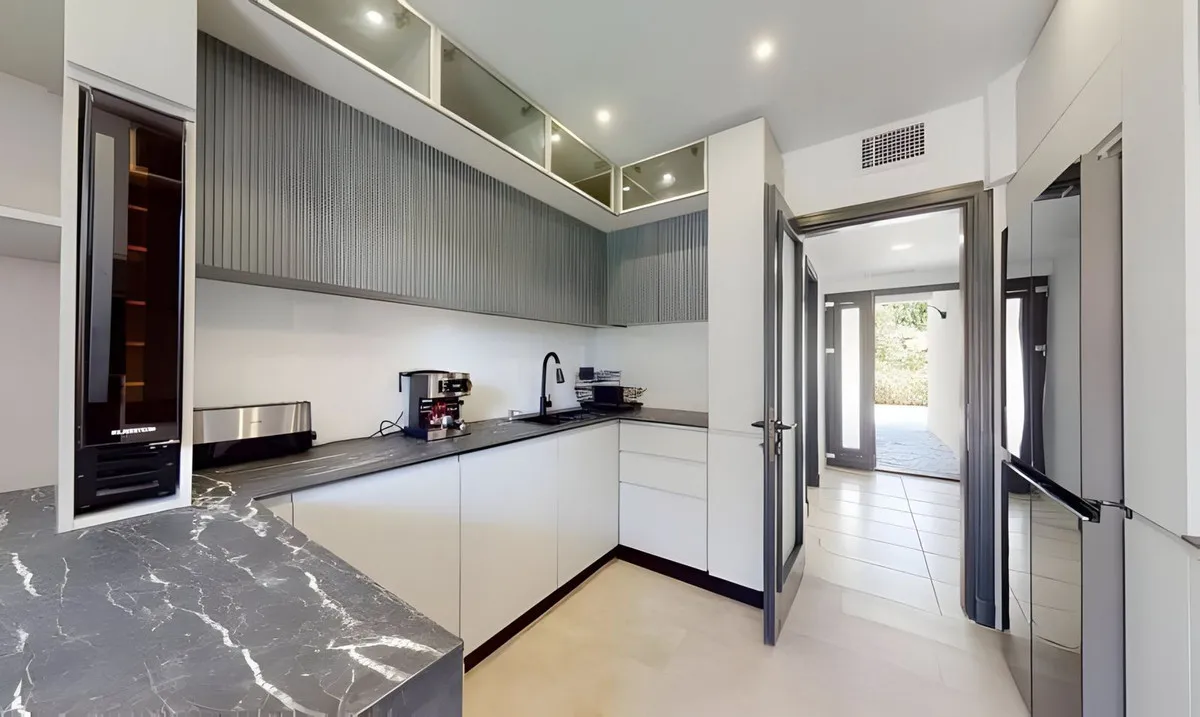 96084dfb-aa56-481f-a47d-c88b7e4ff656