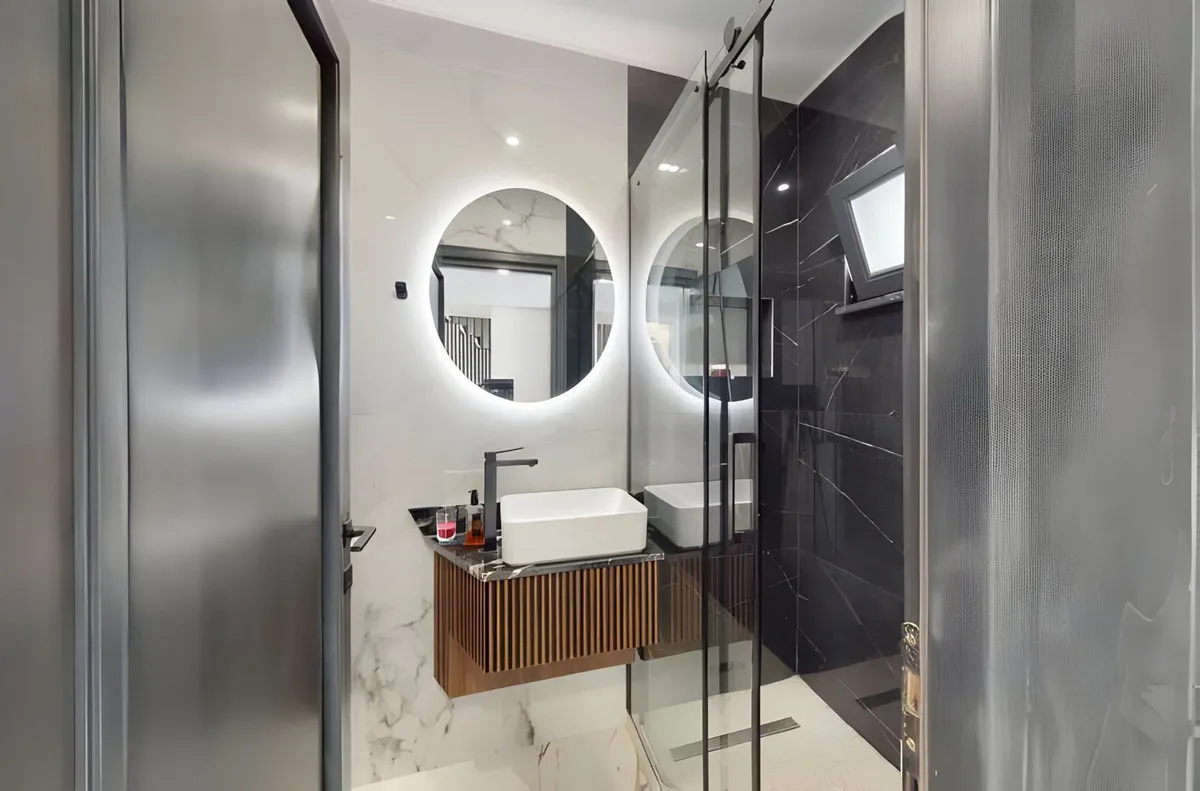 b76a8126-a2b1-4b02-b962-a8dc6f34cea4