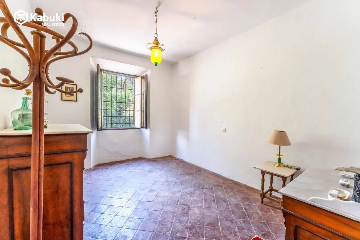 121dc294-7590-4e18-8e9c-8dfbeb9edc67