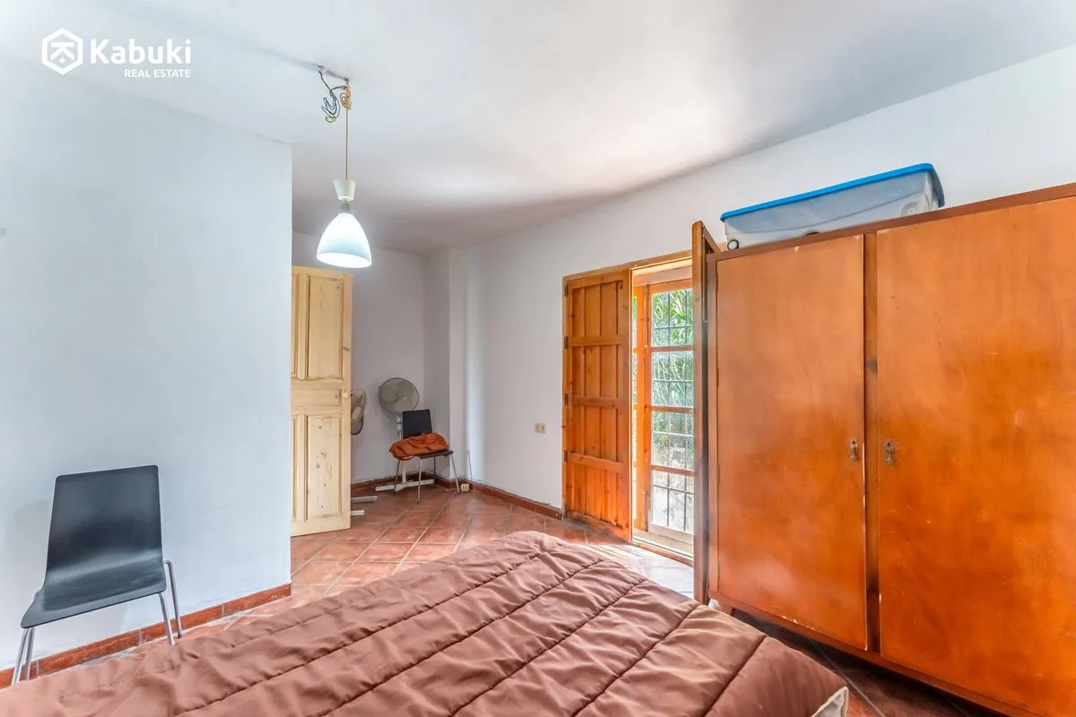 33cf0337-a3de-4d7c-b9d2-26b4d39d8244