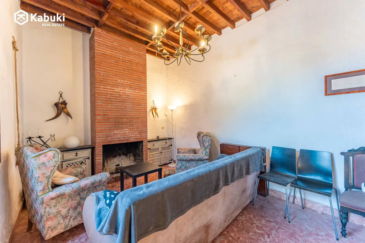 b9a012b9-7040-4018-b192-fee2ecfbb808