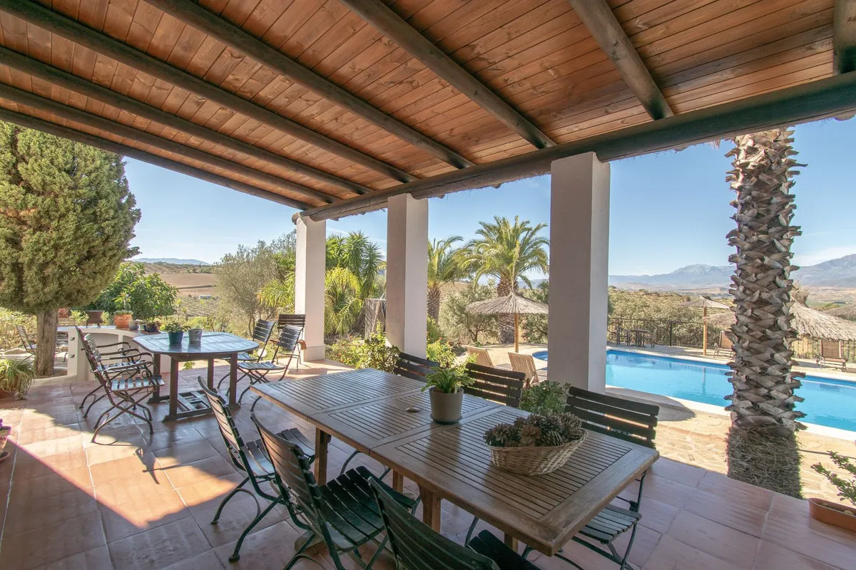 5fe750ac-dcff-4ced-8856-326ff13440bc