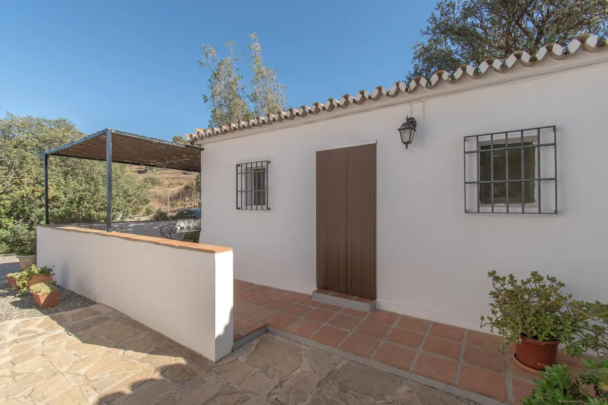 bb310ad6-325a-4463-bc3d-5874d82ef668