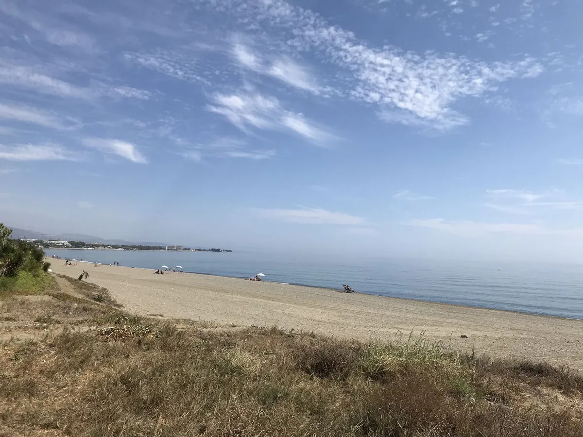 d2746767-b349-4ddb-92a6-a5feb74f65b4