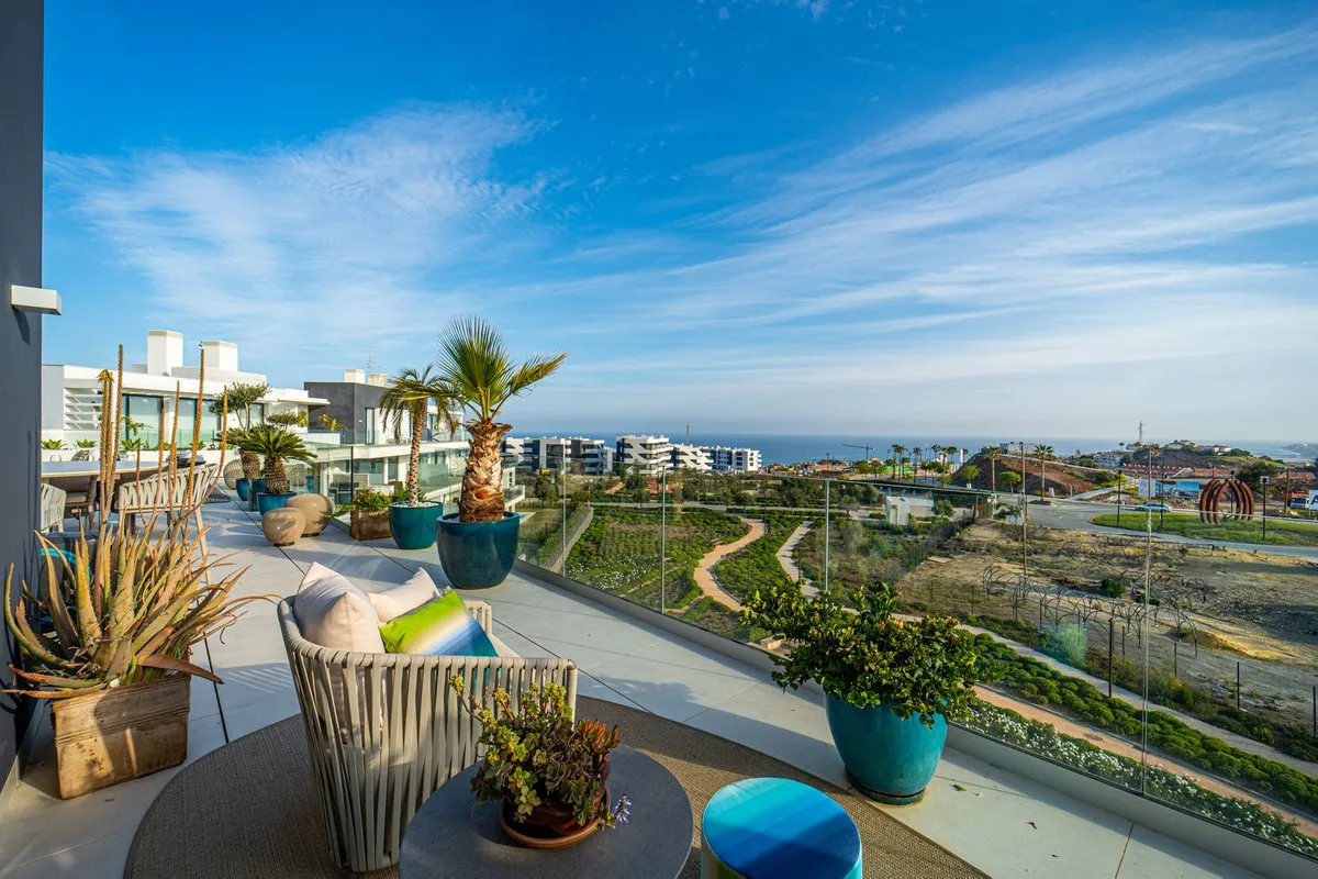 1e553d49-69e2-4d5d-a52d-4de5cae392dc