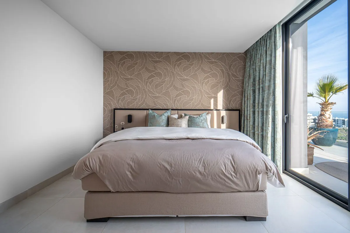 60a20882-40f1-411d-84de-ffe7f591ab2b