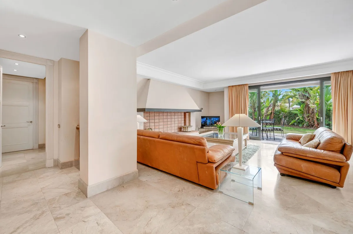 03898b3c-fd2f-4f76-b75b-871c6f401206