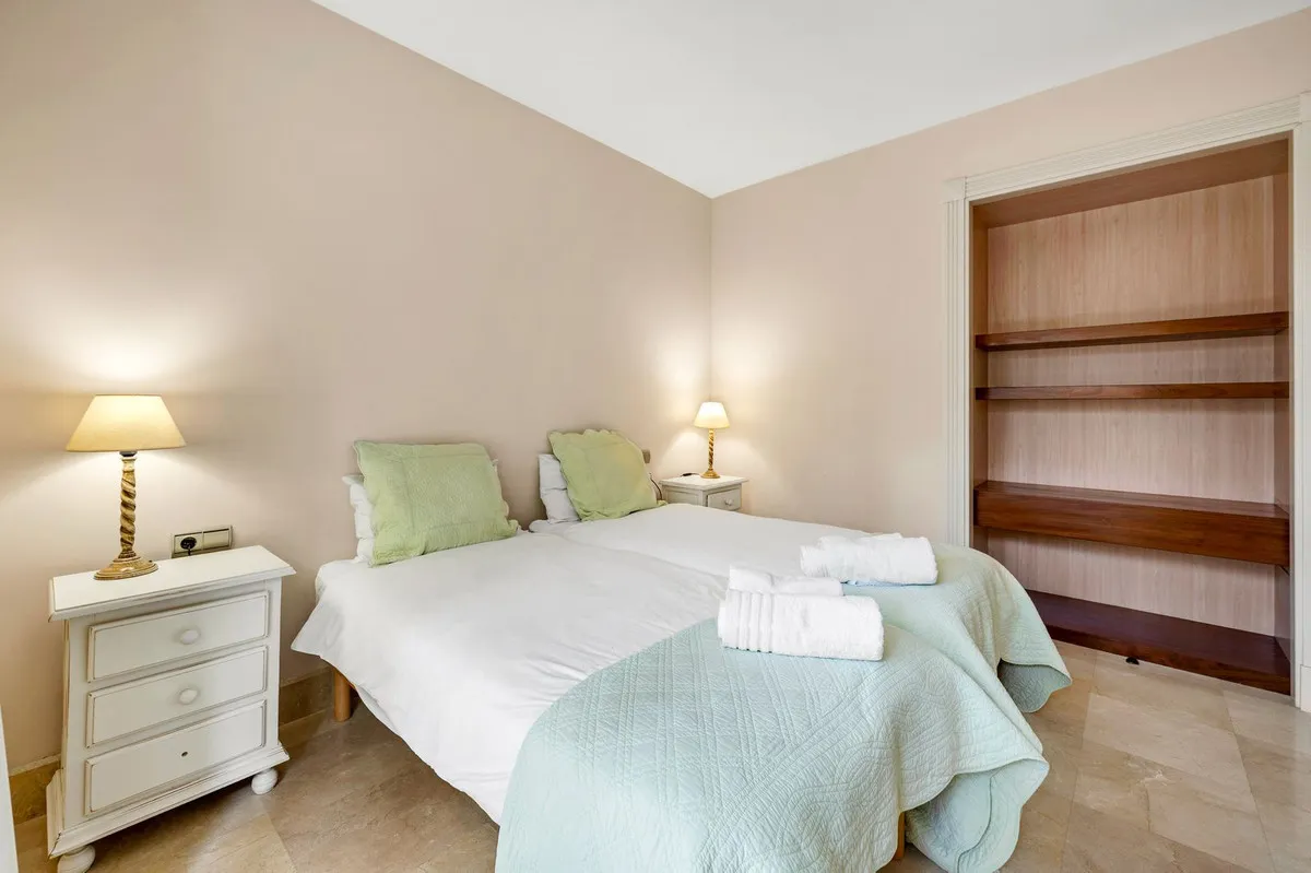 5302ff22-26e2-4707-a600-d32d15f8242d